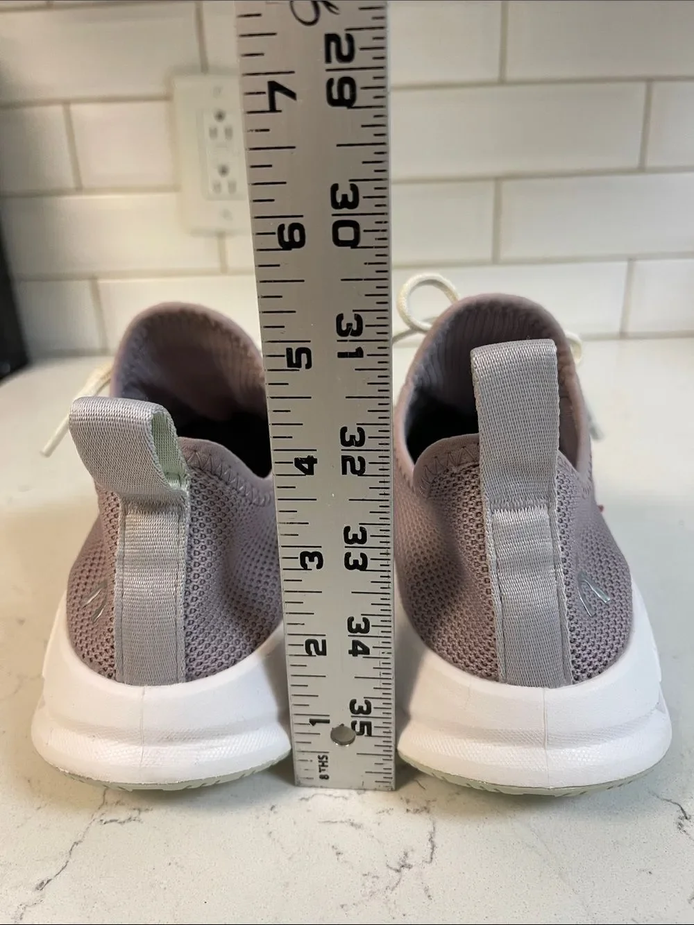 On Running brand running